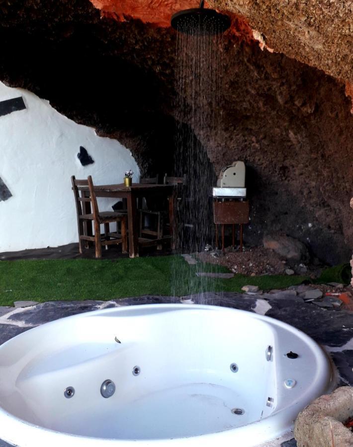 Casa Rural Alessia With Jacuzzi ,Garden & Swimming Pool Санта-Крус-де-Тенерифе Экстерьер фото